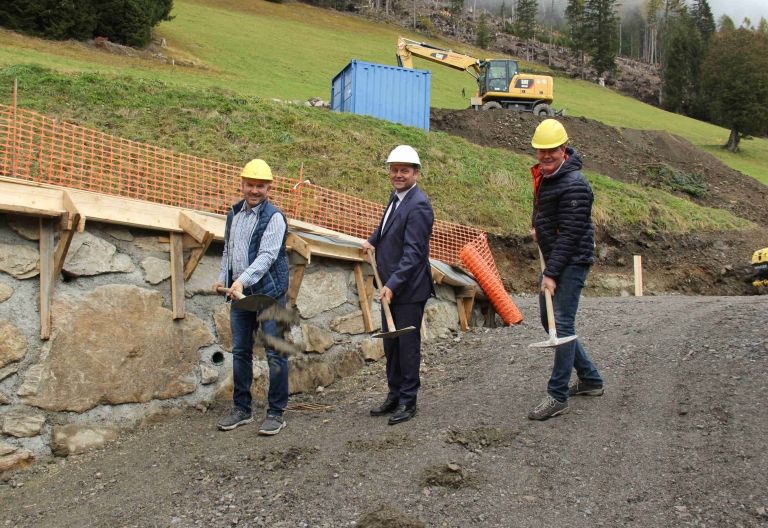 Gemeindestra&szlig;e &bdquo;Innerlerch&ldquo; in Kartitsch wird generalsaniert