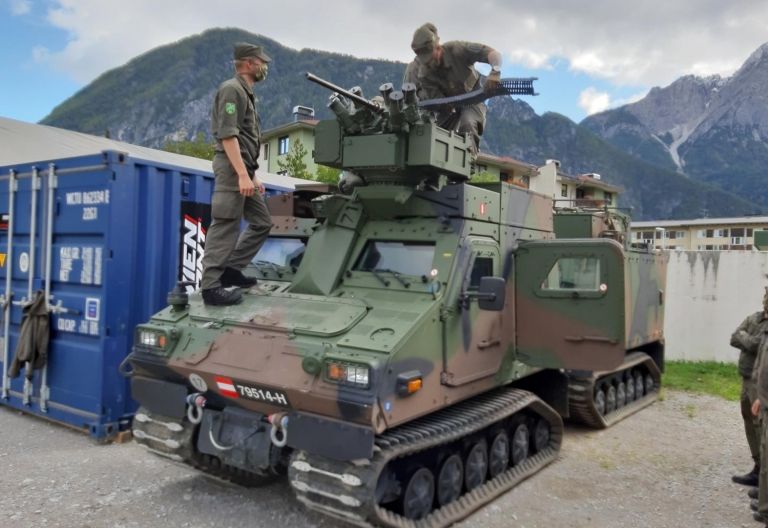 Neues Gel&auml;ndefahrzeug f&uuml;r Osttiroler Bundesheersoldaten