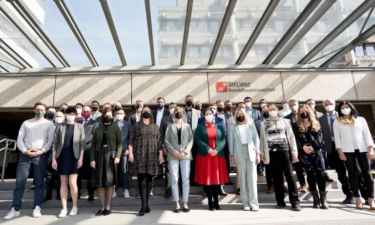 Fast alle Osttiroler Vizeb&uuml;rgermeisterInnen angelobt
