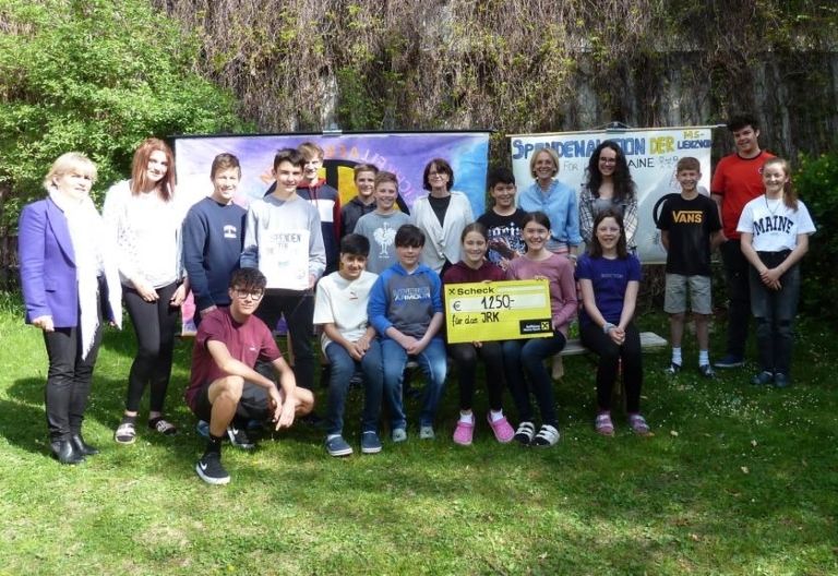 Sch&uuml;lerInnen sammelten Spenden f&uuml;r Fl&uuml;chtlinge