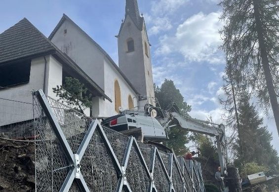 Spendenaufruf f&uuml;r Hangsicherung am Helenenkirchl