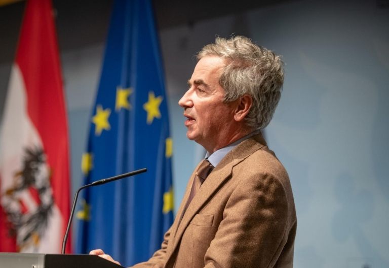 Testung auf Virusmutation im Bezirk Kitzb&uuml;hel l&auml;uft an