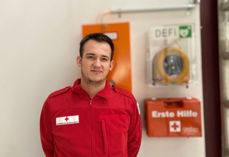 Rotes Kreuz plant mehr Defis in den Gemeinden