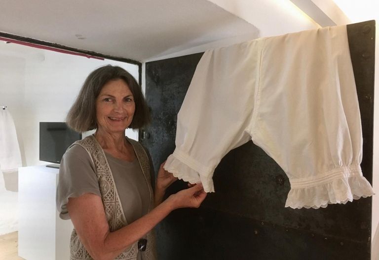 Die &bdquo;Unaussprechlichen&ldquo; auf Schloss Bruck