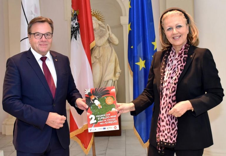 Mit dem Malbuch quer durch die Euregio