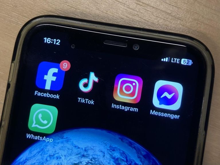 Soziale Medien: Zwischen Spa&szlig; und Risiko