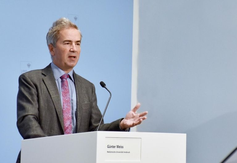 Weiss: "Leben Sie Ihr Leben, aber seien Sie vorsichtig"